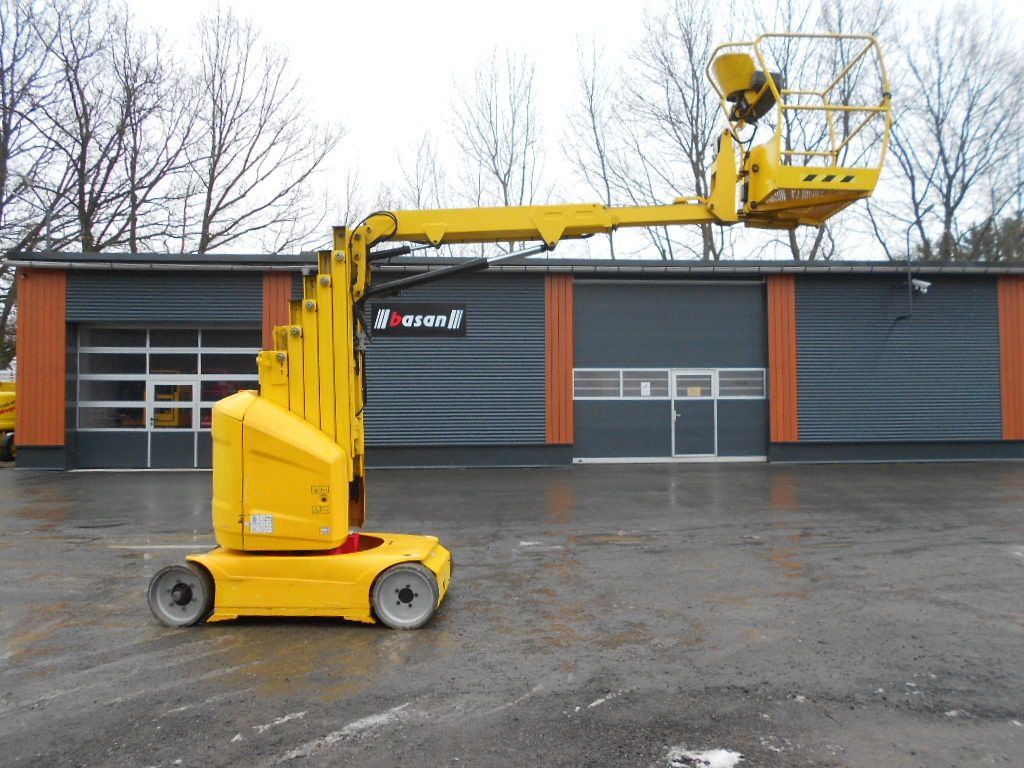 JLG Arbeitsbühne, JLG Toucan 12 E Plus, AH 12,6m - Plataforma de mástil vertical: foto 1 JLG Arbeitsbühne, JLG Toucan 12 E Plus, AH 12,6m - Plataforma de mástil vertical: foto 1