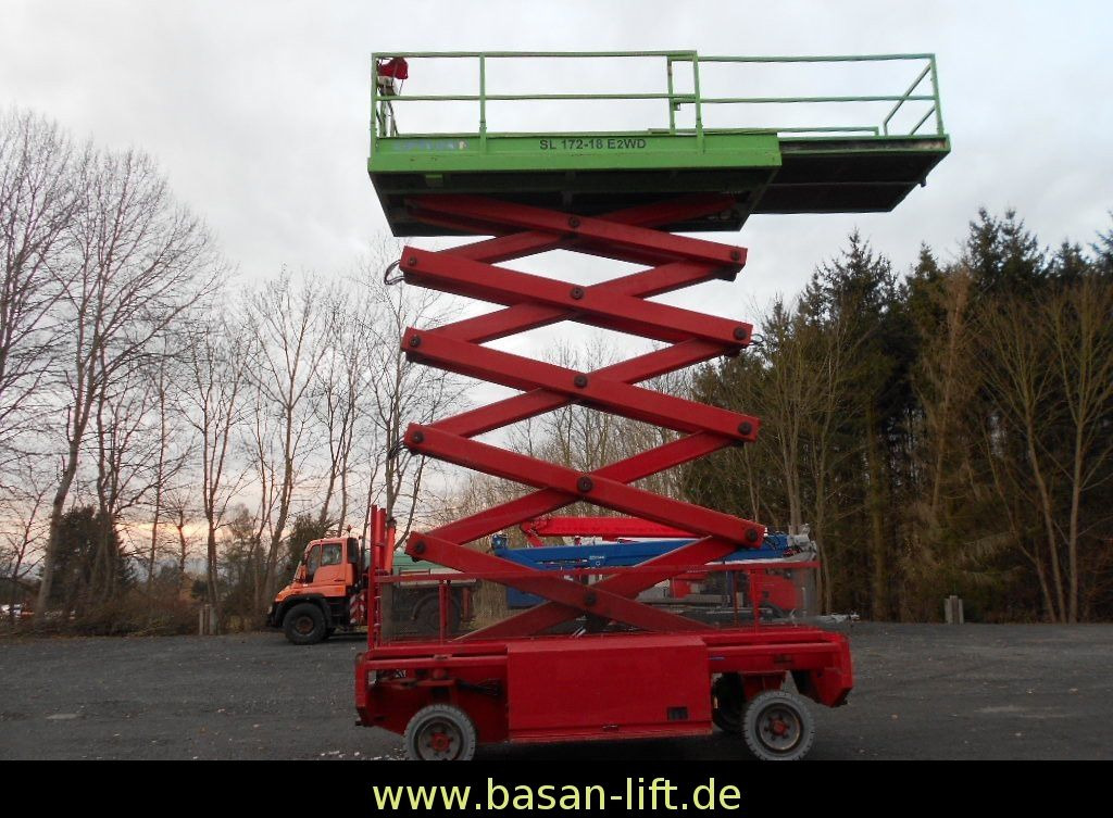 Liftlux SL172-18E2WD, Scherenbühne 19,2 m Liftlux SL172-18E2WD, Scherenbühne 19,2 m - Plataforma de tijeras: foto 5 Liftlux SL172-18E2WD, Scherenbühne 19,2 m Liftlux SL172-18E2WD, Scherenbühne 19,2 m - Plataforma de tijeras: foto 5
