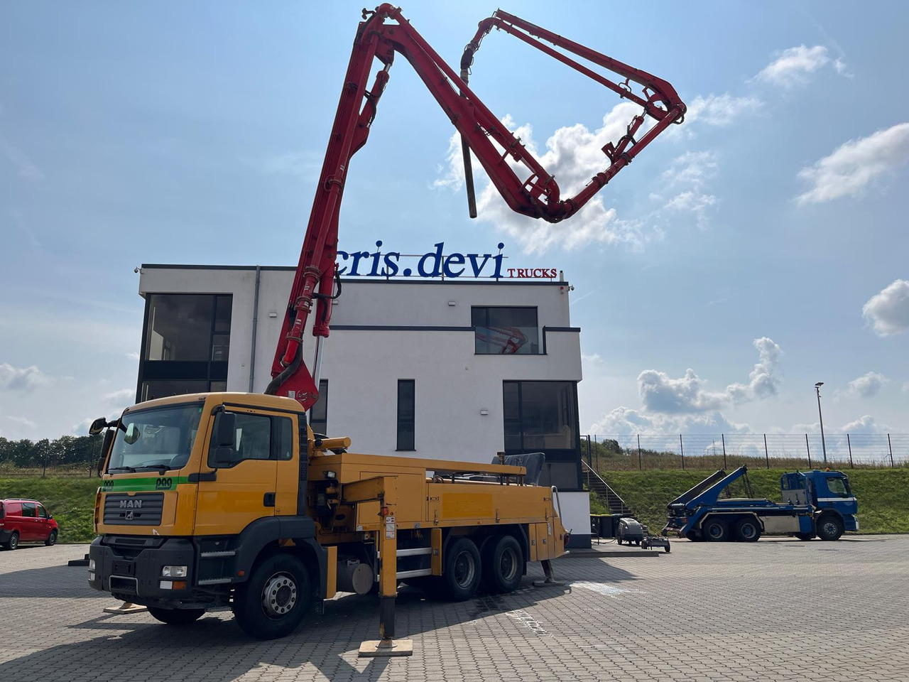 MAN 26.360 6x4 Putzmeister 24 m Hallenpumpe - Bomba de hormigón: foto 1 MAN 26.360 6x4 Putzmeister 24 m Hallenpumpe - Bomba de hormigón: foto 1