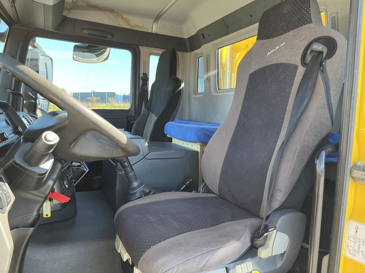 MAN TGS 28.480 6x4 4x4 Dreiseitenkipper Liftachse - Camión volquete: foto 4 MAN TGS 28.480 6x4 4x4 Dreiseitenkipper Liftachse - Camión volquete: foto 4