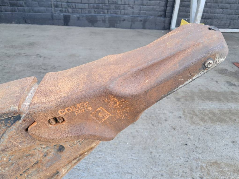 Implemento para Maquinaria de construcción Rippertooth OQ80: foto 6