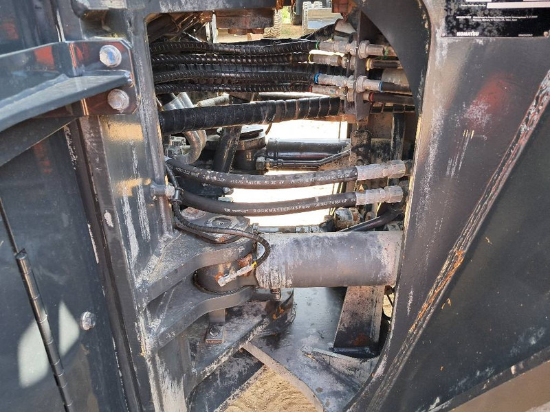 Cargadora de ruedas Komatsu WA500-8E0: foto 19