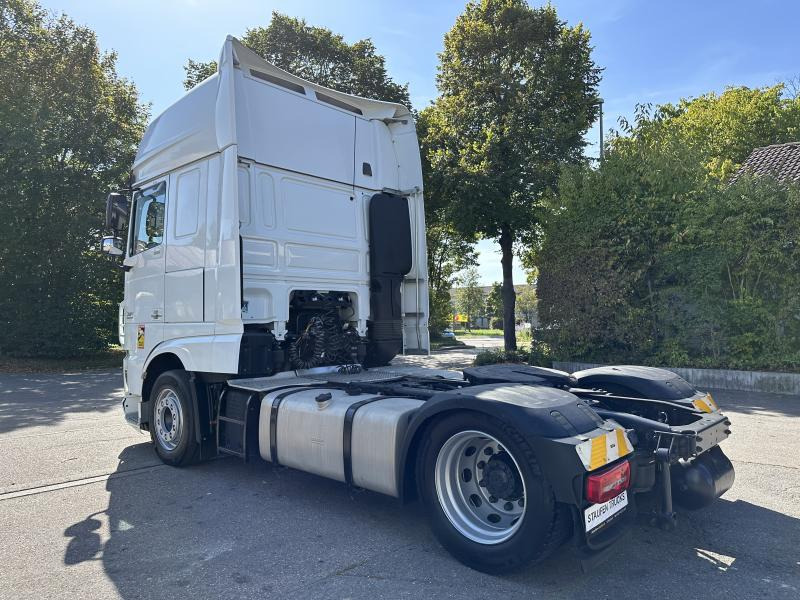 DAF XF 106.510 SSC MEGA Intarder ACC 2x Tank - Cabeza tractora: foto 4 DAF XF 106.510 SSC MEGA Intarder ACC 2x Tank - Cabeza tractora: foto 4