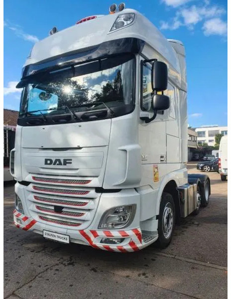 DAF XF 510 FT 6x2/4 SSC 3-Achser MEGA E6 - Cabeza tractora: foto 1 DAF XF 510 FT 6x2/4 SSC 3-Achser MEGA E6 - Cabeza tractora: foto 1