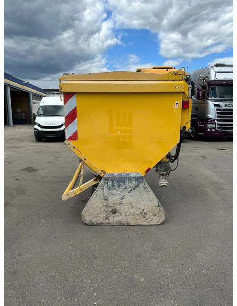 Diversen Streumaster SW3 FC Kalkstreuer 3 m³ - Estabilizador de suelos: foto 4 Diversen Streumaster SW3 FC Kalkstreuer 3 m³ - Estabilizador de suelos: foto 4