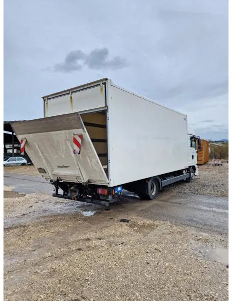 Furgón nuevo MAN BL UNFALL Koffer Langes Haus Klima: foto 7 Furgón nuevo MAN BL UNFALL Koffer Langes Haus Klima: foto 7