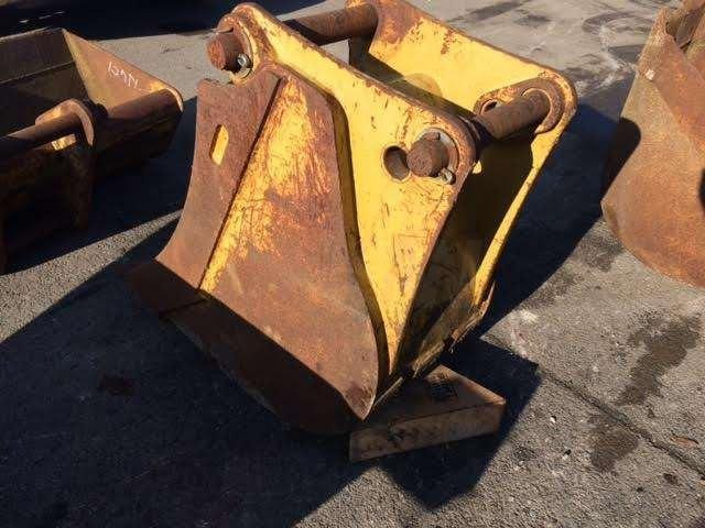 CATERPILLAR 430mm - type tractopelle - Cazo para excavadora: foto 5 CATERPILLAR 430mm - type tractopelle - Cazo para excavadora: foto 5