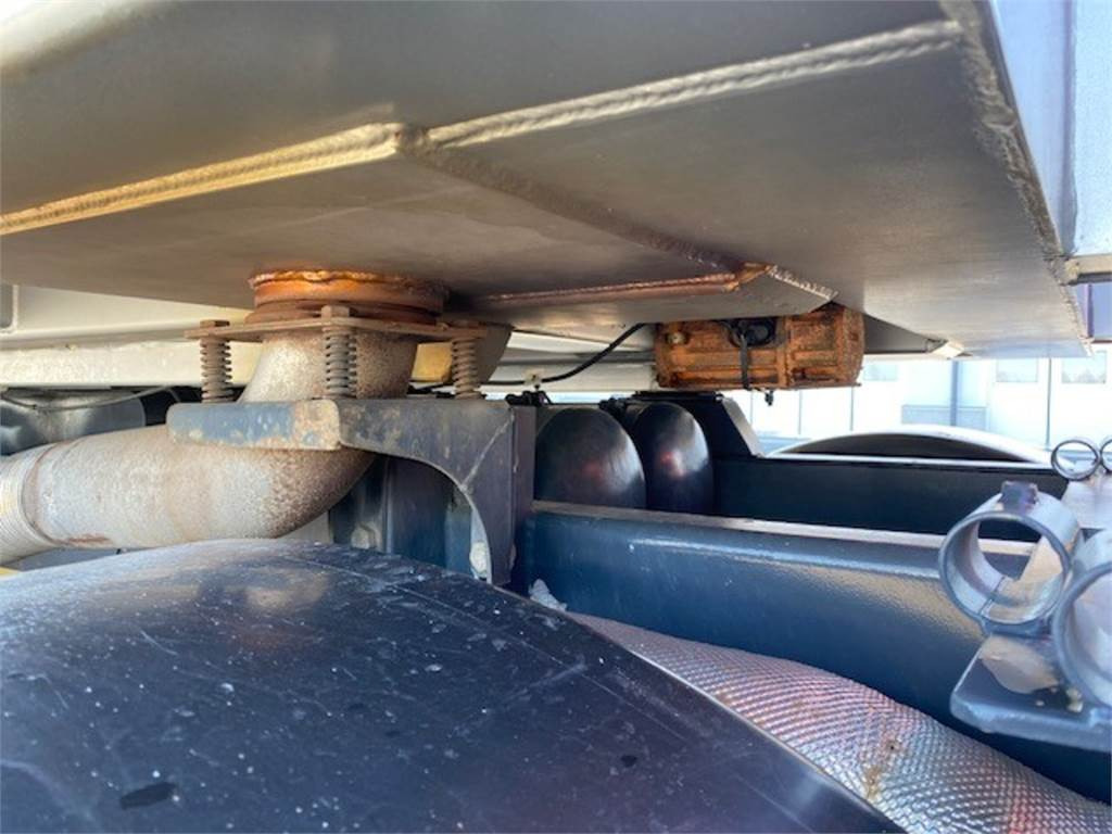 Camión volquete Mercedes-Benz Arocs 3251 10X4: foto 7