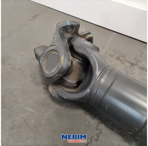 Volvo Volvo - 1067765 - Aandrijfas L: 1975mm - Piezas de recambio para Camión: foto 4 Volvo Volvo - 1067765 - Aandrijfas L: 1975mm - Piezas de recambio para Camión: foto 4