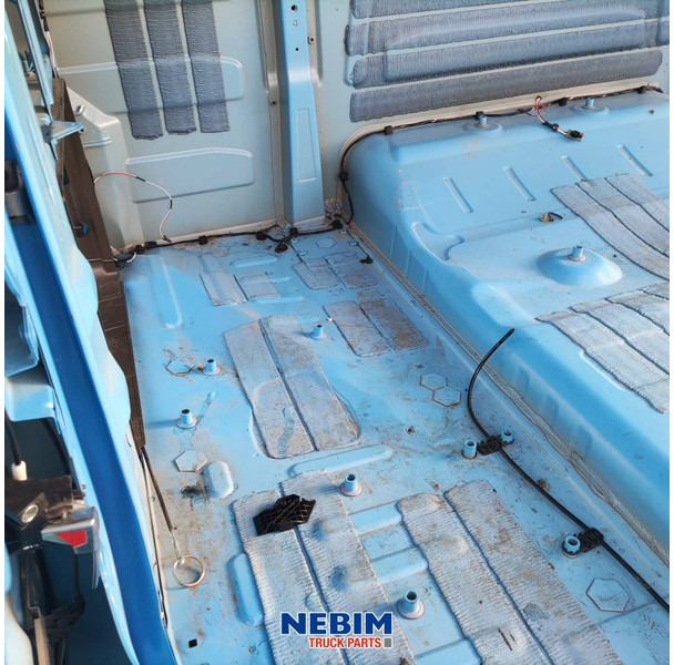 Piezas de recambio para Camión Volvo Volvo - 85154142 - Cabine FH4 CABH215: foto 11 Piezas de recambio para Camión Volvo Volvo - 85154142 - Cabine FH4 CABH215: foto 11