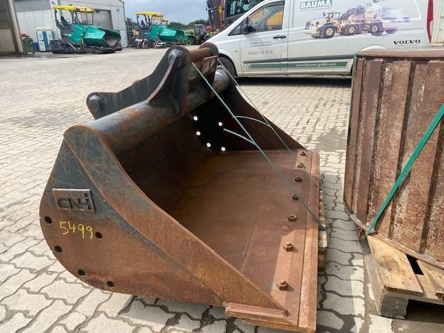 VTN (12005499) 1.80 m starrer GL / digging bucket OQ 6 - Implemento para Maquinaria de construcción: foto 2 VTN (12005499) 1.80 m starrer GL / digging bucket OQ 6 - Implemento para Maquinaria de construcción: foto 2