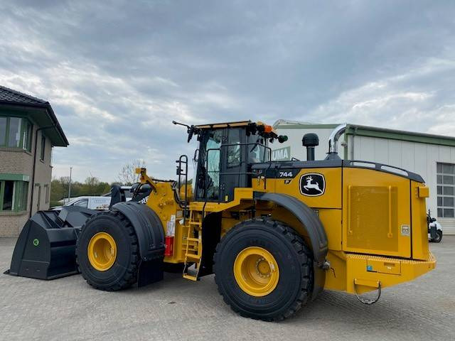 John Deere 744 P MIETE / RENTAL (12002125) - Cargadora de ruedas: foto 1 John Deere 744 P MIETE / RENTAL (12002125) - Cargadora de ruedas: foto 1