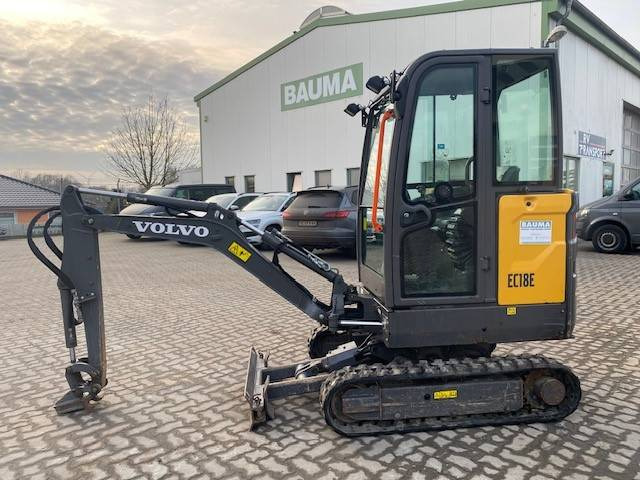 Volvo EC 18 E MIETE / RENTAL (12001517) - Miniexcavadora: foto 1 Volvo EC 18 E MIETE / RENTAL (12001517) - Miniexcavadora: foto 1