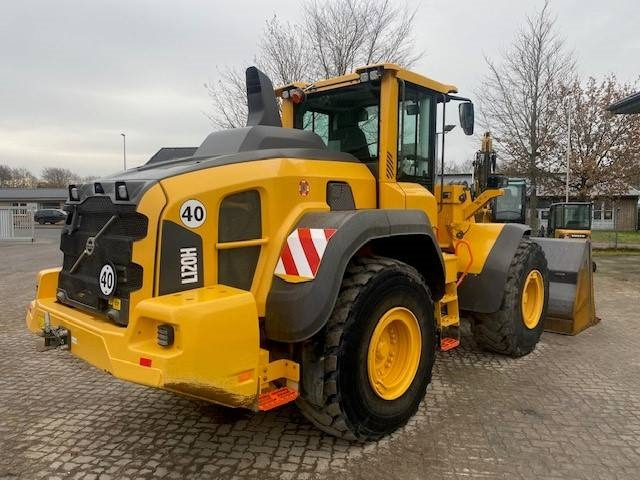 Volvo L 120 H MIETE / RENTAL (12005634) - Cargadora de ruedas: foto 5 Volvo L 120 H MIETE / RENTAL (12005634) - Cargadora de ruedas: foto 5