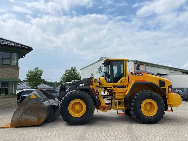 Volvo L 260 H MIETE / RENTAL (12002252) - Cargadora de ruedas: foto 1 Volvo L 260 H MIETE / RENTAL (12002252) - Cargadora de ruedas: foto 1