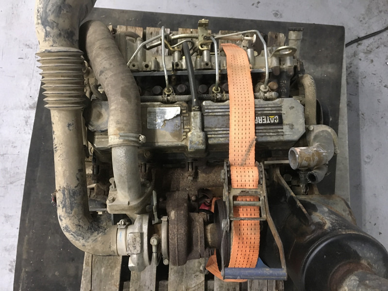 Caterpillar 3044 CJS179-1854 USED - Maquinaria de construcción: foto 5 Caterpillar 3044 CJS179-1854 USED - Maquinaria de construcción: foto 5