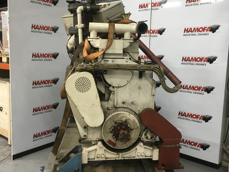 Cummins KT19M WITH GEAR USED - Maquinaria de construcción: foto 3 Cummins KT19M WITH GEAR USED - Maquinaria de construcción: foto 3