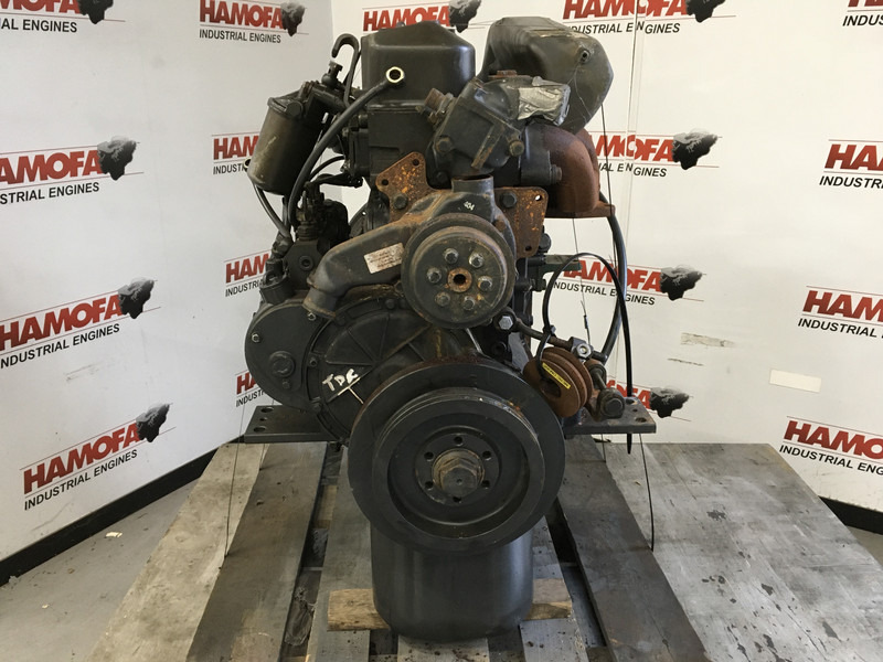 Mercedes-Benz OM366 366.900 FOR PARTS - Maquinaria de construcción: foto 4 Mercedes-Benz OM366 366.900 FOR PARTS - Maquinaria de construcción: foto 4