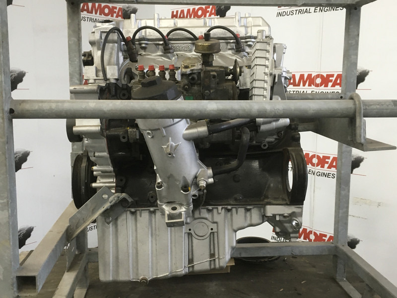 Mercedes-Benz OM601 601.911 USED - Maquinaria de construcción: foto 1 Mercedes-Benz OM601 601.911 USED - Maquinaria de construcción: foto 1