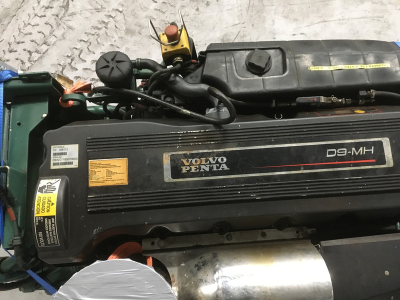 Volvo D9A2C D9-425 USED - Motor para Maquinaria de construcción: foto 5 Volvo D9A2C D9-425 USED - Motor para Maquinaria de construcción: foto 5