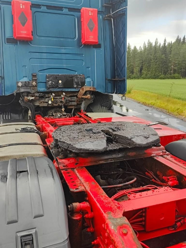Scania R 164 - Cabeza tractora: foto 5 Scania R 164 - Cabeza tractora: foto 5