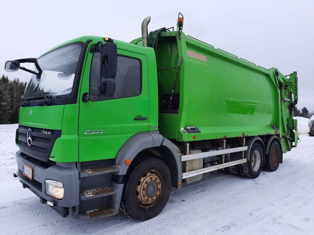 Mercedes-Benz Axor 2533 - Camión de basura: foto 1 Mercedes-Benz Axor 2533 - Camión de basura: foto 1