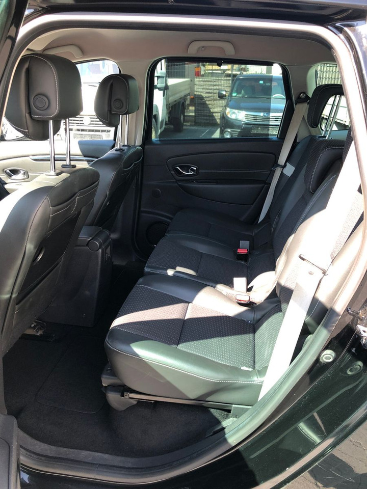 Furgoneta de pasajeros Renault Scenic  Grand 2.0 dCi 150 BOSE Edition,Automatik: foto 17