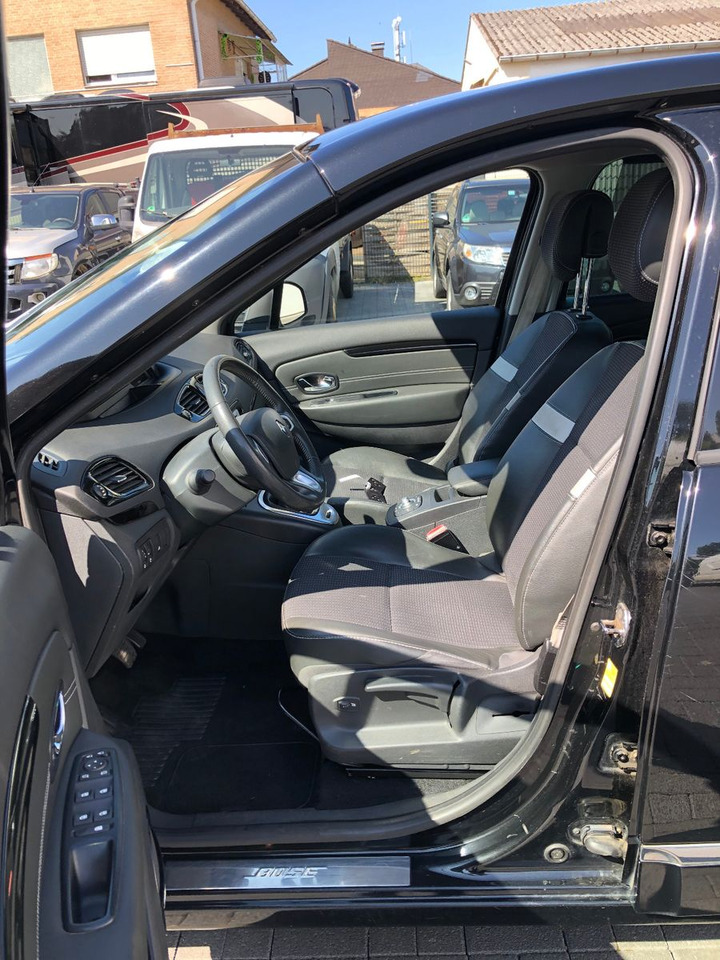 Furgoneta de pasajeros Renault Scenic  Grand 2.0 dCi 150 BOSE Edition,Automatik: foto 9