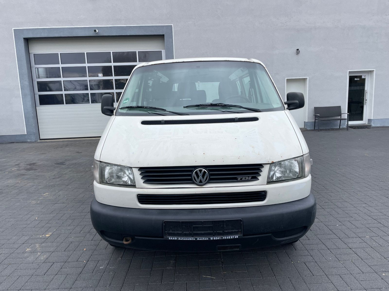 Volkswagen T4 Caravelle 2,5-l-Diesel TDI 75kW syncro lang - Furgoneta de pasajeros: foto 5 Volkswagen T4 Caravelle 2,5-l-Diesel TDI 75kW syncro lang - Furgoneta de pasajeros: foto 5
