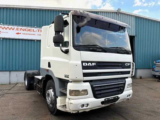 DAF CF 85.410 4x2 SLEEPERCAB (ZF16 MANUAL GEARBOX / EURO 5 / AIRCONDITIONING) - Cabeza tractora: foto 2 DAF CF 85.410 4x2 SLEEPERCAB (ZF16 MANUAL GEARBOX / EURO 5 / AIRCONDITIONING) - Cabeza tractora: foto 2