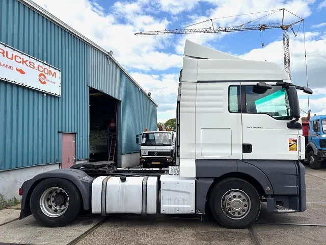 MAN TGX 18.440 BLS XLX (ZF16 MANUAL GEARBOX / 2x DIESELTANK / AIRCONDITIONING / ELECTRICAL MAINSWITCH / FRIDGE / EURO 6) - Cabeza tractora: foto 4 MAN TGX 18.440 BLS XLX (ZF16 MANUAL GEARBOX / 2x DIESELTANK / AIRCONDITIONING / ELECTRICAL MAINSWITCH / FRIDGE / EURO 6) - Cabeza tractora: foto 4