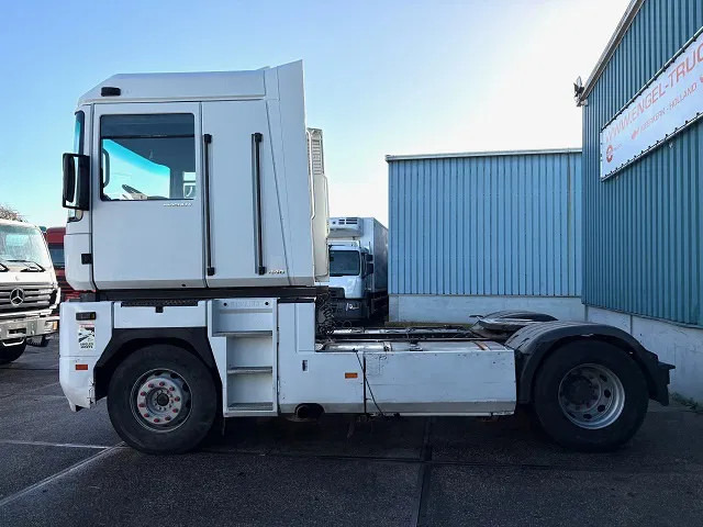 Renault Magnum 440 E-TECH (MACK ENGINE) (ZF16 MANUAL GEARBOX / AIRCONDITIONING / FRIDGE UNDER BED / 2x DIESELTANK) - Cabeza tractora: foto 5 Renault Magnum 440 E-TECH (MACK ENGINE) (ZF16 MANUAL GEARBOX / AIRCONDITIONING / FRIDGE UNDER BED / 2x DIESELTANK) - Cabeza tractora: foto 5