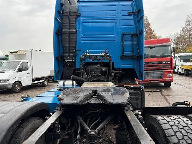 Cabeza tractora Volvo FH 400 GLOBETROTTER (VIN: 7B446149 / I-SHIFT / ADR-VLG / AIRCONDITIONING / COMPLETE SPOILERSET ON CABIN): foto 6 Cabeza tractora Volvo FH 400 GLOBETROTTER (VIN: 7B446149 / I-SHIFT / ADR-VLG / AIRCONDITIONING / COMPLETE SPOILERSET ON CABIN): foto 6