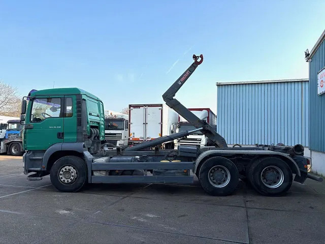 MAN TGA 26.360BB 6x4 FULL STEEL MULTILIFT HOOK-ARM (ZF16 MANUAL GEARBOX / FULL STEEL SUSPENSION / REDUCTION AXLES / AIRCONDITIONING) - Camión multibasculante: foto 5 MAN TGA 26.360BB 6x4 FULL STEEL MULTILIFT HOOK-ARM (ZF16 MANUAL GEARBOX / FULL STEEL SUSPENSION / REDUCTION AXLES / AIRCONDITIONING) - Camión multibasculante: foto 5