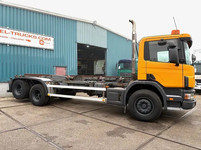 Scania P114-340 6x2 WITH MULTILIFT CONTAINERSYSTEM ONLY 80.500 KM!! ORIGINAL (10 TIRES / FULL STEEL SUSPENSION / 12 GEARS MANUAL GEARBO - Camión portacontenedore/ Intercambiable: foto 4 Scania P114-340 6x2 WITH MULTILIFT CONTAINERSYSTEM ONLY 80.500 KM!! ORIGINAL (10 TIRES / FULL STEEL SUSPENSION / 12 GEARS MANUAL GEARBO - Camión portacontenedore/ Intercambiable: foto 4