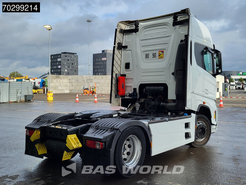 Ford F-Max 500 F-Max 4X2 Retarder 2xTanks Navi Standklima Euro 6 - Cabeza tractora: foto 5 Ford F-Max 500 F-Max 4X2 Retarder 2xTanks Navi Standklima Euro 6 - Cabeza tractora: foto 5