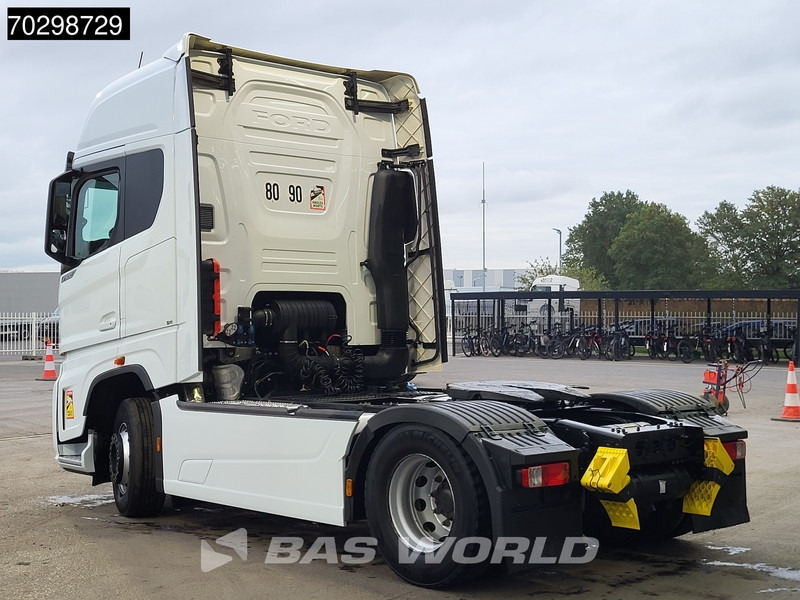 Ford F-Max 500 F-Max 4X2 Retarder 2xTanks Standairco Navi ACC Euro 6 - Cabeza tractora: foto 2 Ford F-Max 500 F-Max 4X2 Retarder 2xTanks Standairco Navi ACC Euro 6 - Cabeza tractora: foto 2