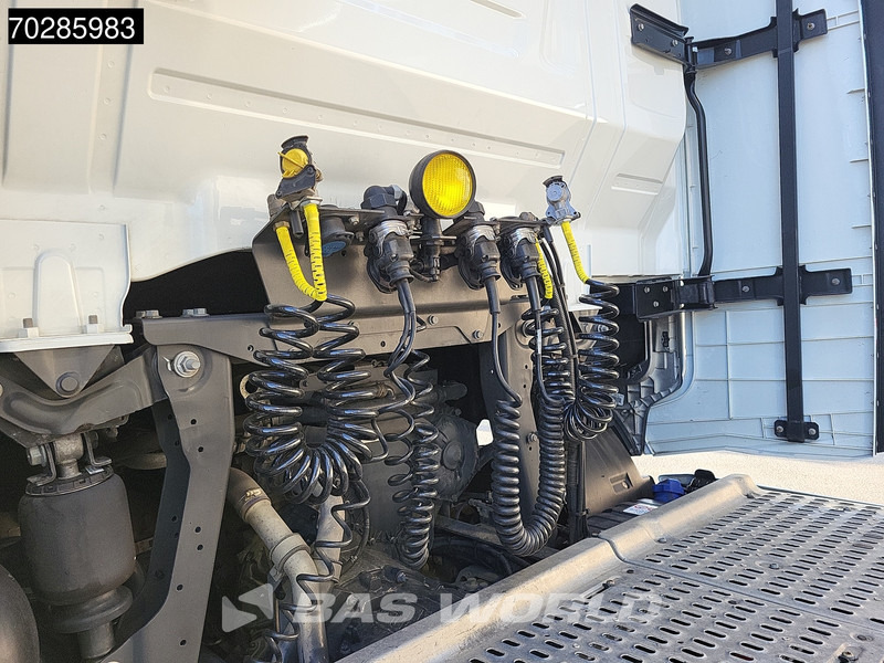 Iveco S-Way 490 4X2 Retarder Standklima 2xTanks Navi ACC LED Euro 6 - Cabeza tractora: foto 5 Iveco S-Way 490 4X2 Retarder Standklima 2xTanks Navi ACC LED Euro 6 - Cabeza tractora: foto 5