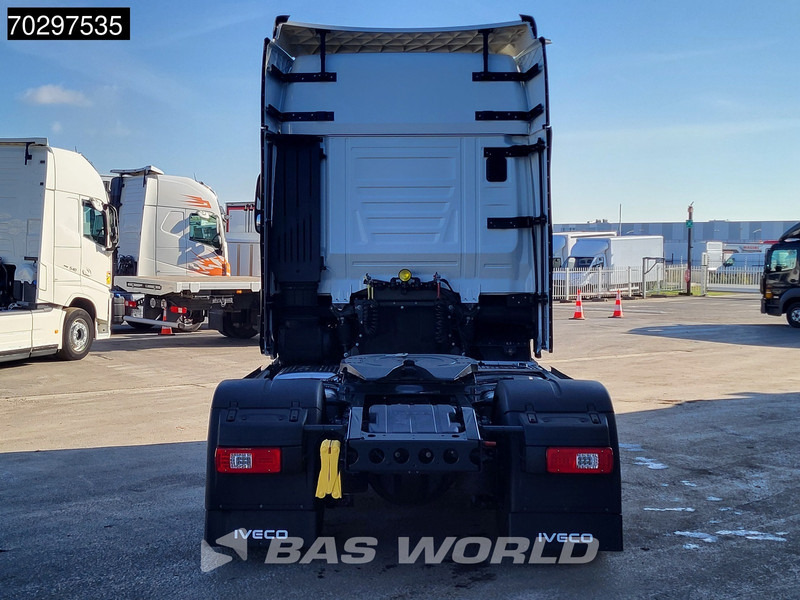 Iveco S-Way 500 4X2 NEW! 2xTanks Standklima ACC LED Euro 6 - Cabeza tractora: foto 3 Iveco S-Way 500 4X2 NEW! 2xTanks Standklima ACC LED Euro 6 - Cabeza tractora: foto 3