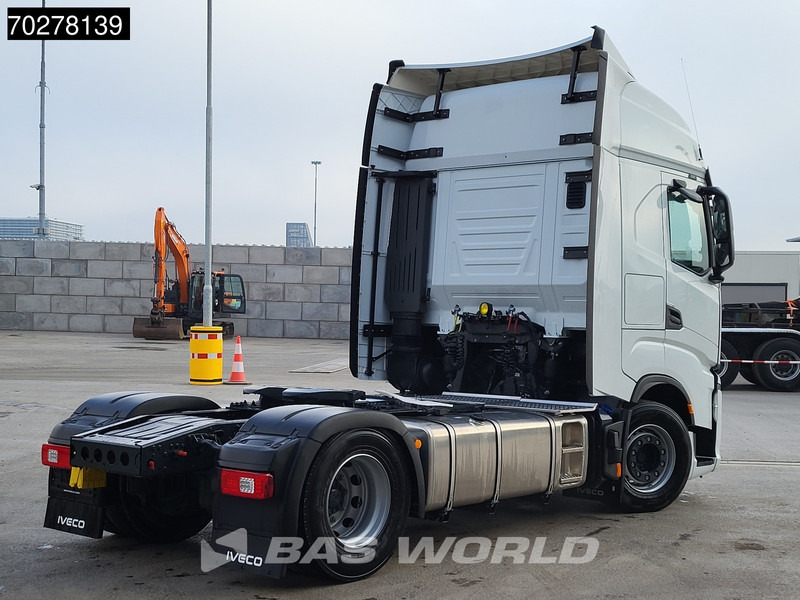 Iveco S-Way 500 4X2 NEW MY24! 2x Tanks Standklima ACC Euro 6 - Cabeza tractora: foto 5 Iveco S-Way 500 4X2 NEW MY24! 2x Tanks Standklima ACC Euro 6 - Cabeza tractora: foto 5