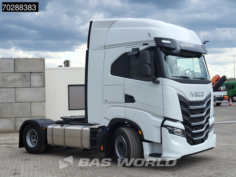 Iveco S-Way 580 4X2 2x Tanks ACC Standklima - Cabeza tractora: foto 3 Iveco S-Way 580 4X2 2x Tanks ACC Standklima - Cabeza tractora: foto 3