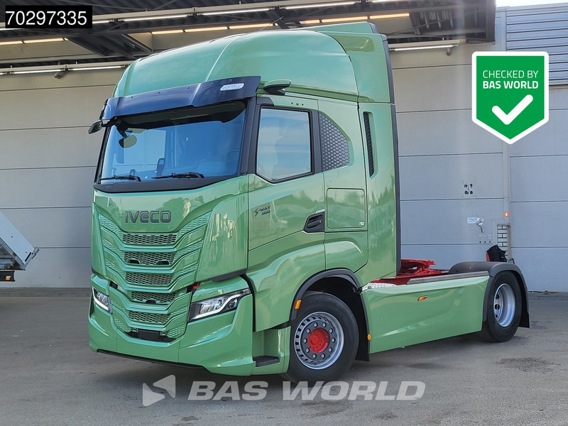 Iveco S-Way 580 4X2 NEW! DynamicSteering Standklima Navi ACC LED Euro 6 - Cabeza tractora: foto 1 Iveco S-Way 580 4X2 NEW! DynamicSteering Standklima Navi ACC LED Euro 6 - Cabeza tractora: foto 1