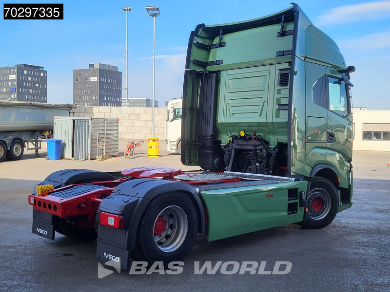 Iveco S-Way 580 4X2 NEW! DynamicSteering Standklima Navi ACC LED Euro 6 - Cabeza tractora: foto 5 Iveco S-Way 580 4X2 NEW! DynamicSteering Standklima Navi ACC LED Euro 6 - Cabeza tractora: foto 5
