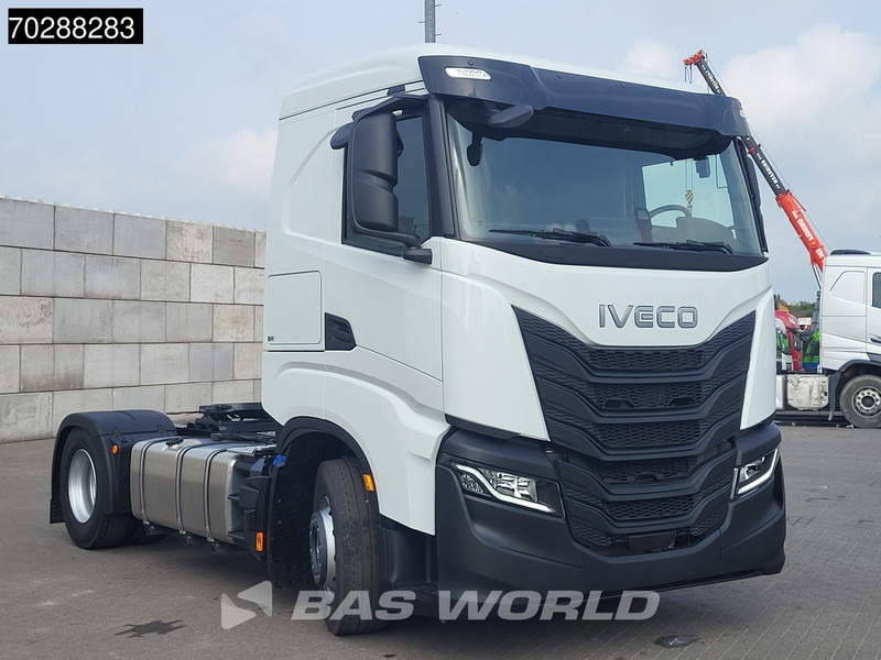 Iveco S-way 500 4X2 NEW! Retarder Navi ACC Euro 6 - Cabeza tractora: foto 3 Iveco S-way 500 4X2 NEW! Retarder Navi ACC Euro 6 - Cabeza tractora: foto 3