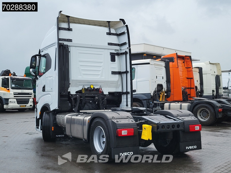 Iveco S-way 580 4X2 NEW! 2x Tanks Navi ACC Standklima - Cabeza tractora: foto 2 Iveco S-way 580 4X2 NEW! 2x Tanks Navi ACC Standklima - Cabeza tractora: foto 2