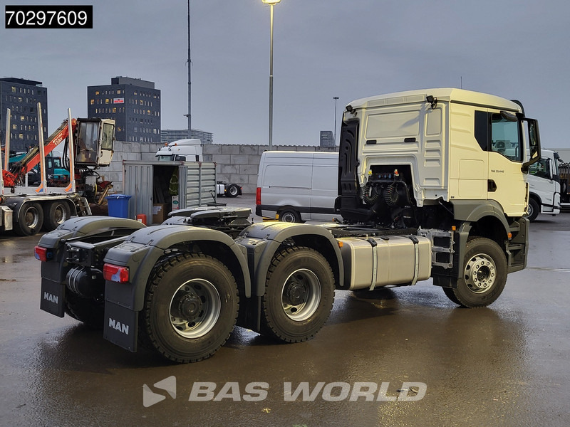 MAN TGS 33.440 6X4 NEW! TN Manual Full-Steel Big-Axle Drumbrakes Euro 2 - Cabeza tractora: foto 5 MAN TGS 33.440 6X4 NEW! TN Manual Full-Steel Big-Axle Drumbrakes Euro 2 - Cabeza tractora: foto 5