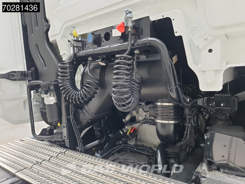 Cabeza tractora nuevo MAN TGX 18.480 4X2 NEW! GX Retarder 2x Tanks Standklima ACC Navi: foto 6