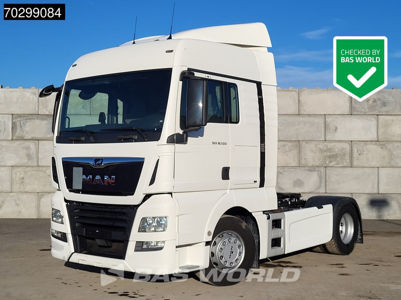 MAN TGX 18.500 4X2 XLX Retarder 2x Tanks - Cabeza tractora: foto 1 MAN TGX 18.500 4X2 XLX Retarder 2x Tanks - Cabeza tractora: foto 1
