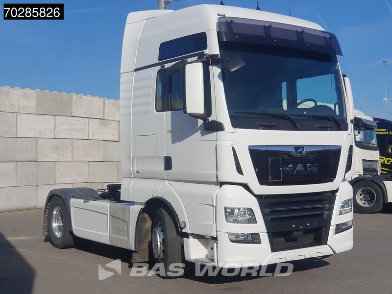 MAN TGX 18.500 4X2 XXL Full-Air Retarder 2x Tanks Alcoa Navi ACC - Cabeza tractora: foto 3 MAN TGX 18.500 4X2 XXL Full-Air Retarder 2x Tanks Alcoa Navi ACC - Cabeza tractora: foto 3
