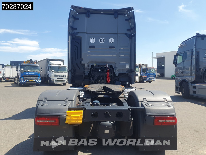 Cabeza tractora MAN TGX 18.520 4X2 Individual Lion S! GX Retarder Full-Air 2x Tanks Navi LED ACC Euro 6: foto 9